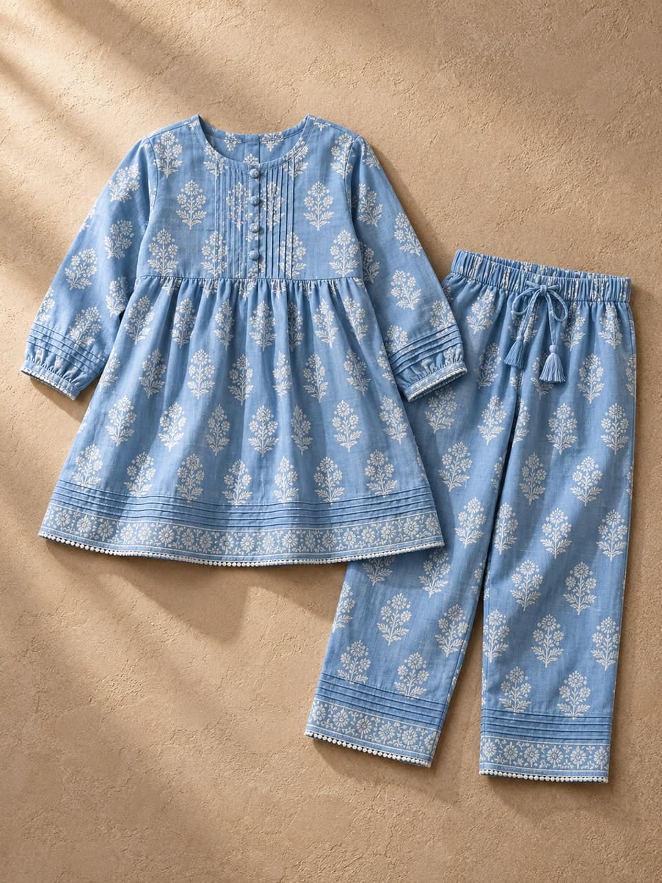 Girls 2Pcs — Sky — fabric and stitching detail